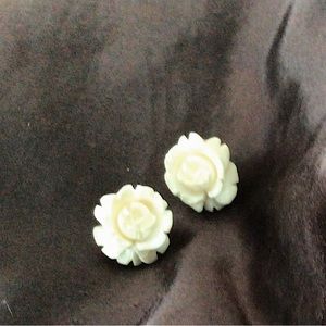 Ivory rose earrings